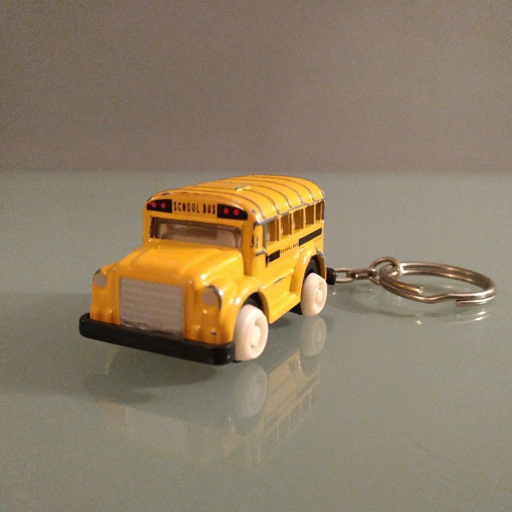 Vintage Yellow School Bus Key Ring / Key Chain